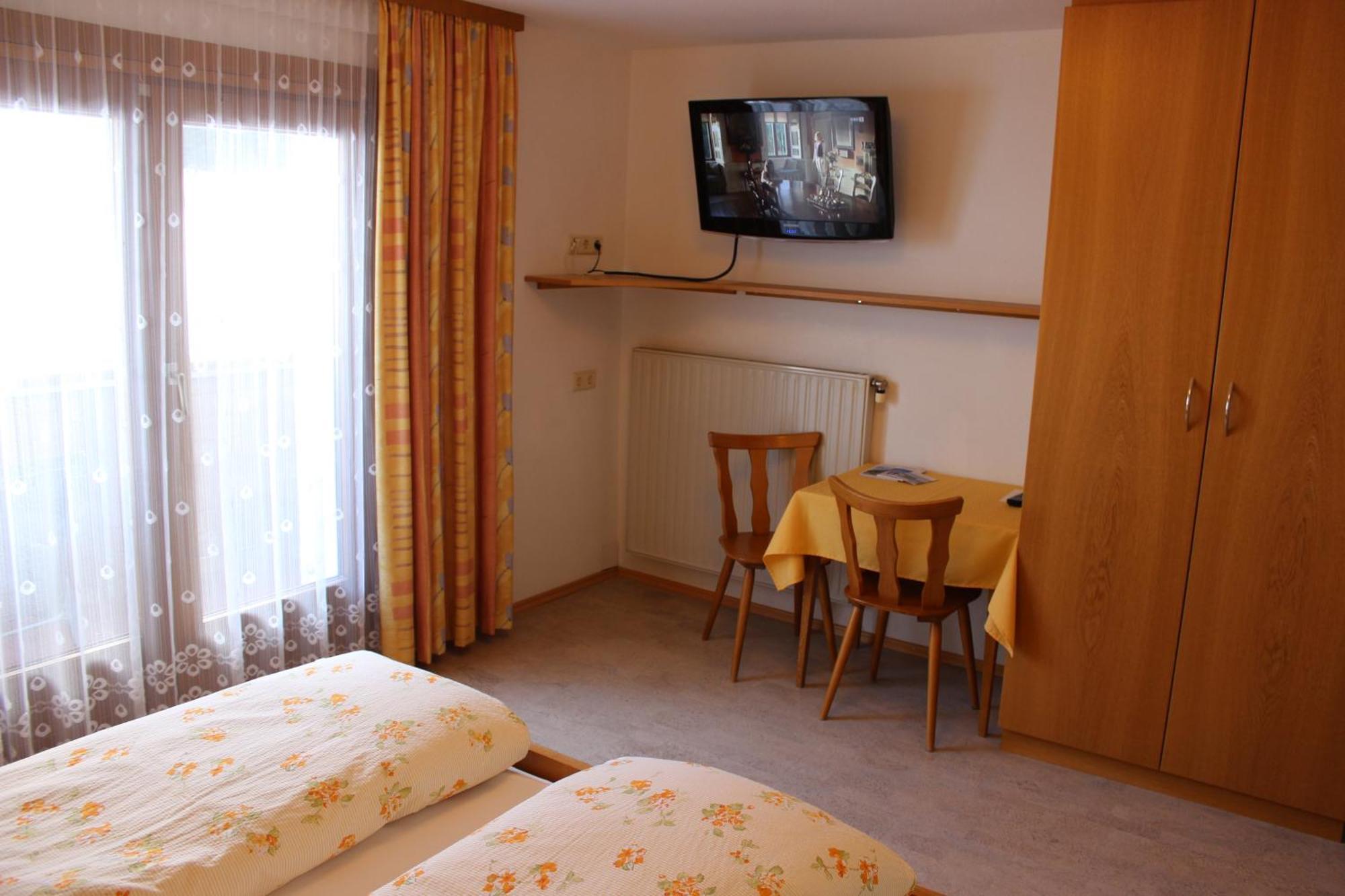 Haus Christian Διαμέρισμα Kloesterle am Arlberg Εξωτερικό φωτογραφία